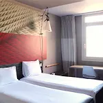 Ibis Hotell