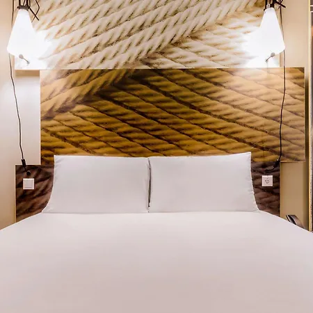 Hotel Ibis Irún *