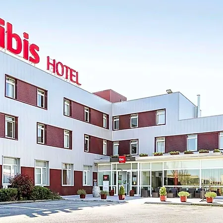 Ibis *