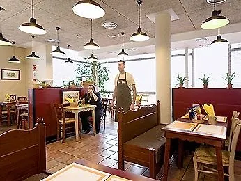 Ibis Otel *